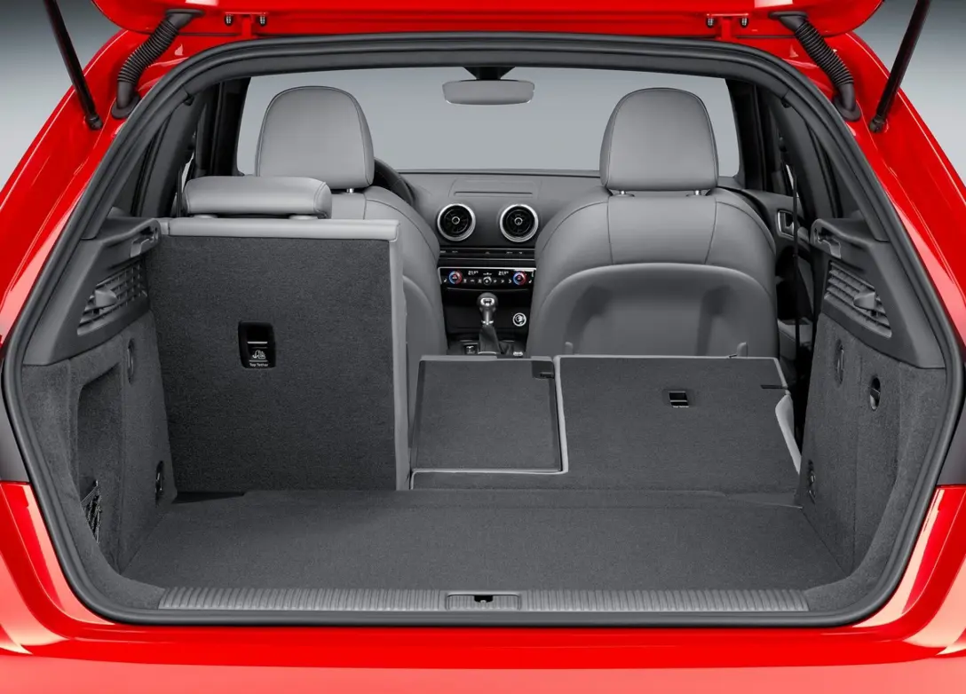 1646040-Audi-A3_Sportback-2017-1600-17.jpg