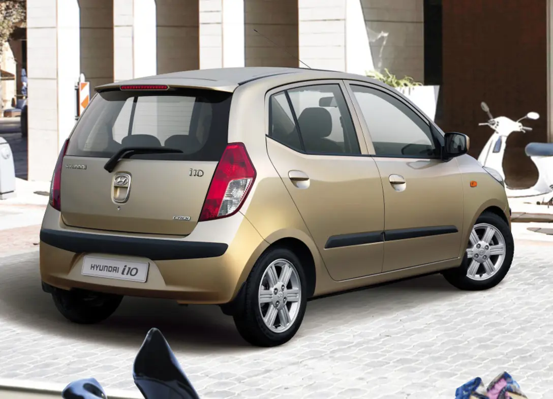 1686920-Hyundai-i10-2010-02.jpg