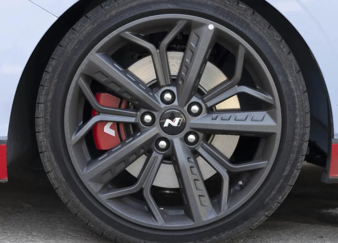 1691998-Hyundai-i20_-N-2024-13-YP.jpg