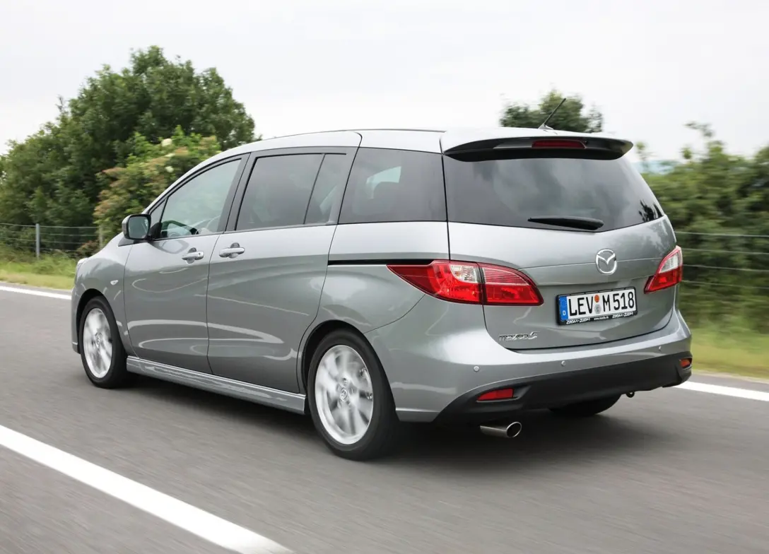 1690578-Mazda-5-2015-03.jpg