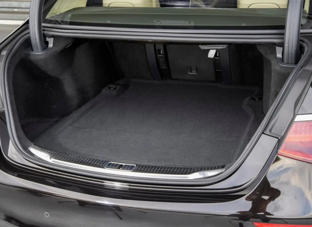 1658154-Mercedes-Benz-S-Class-2022-16.jpg