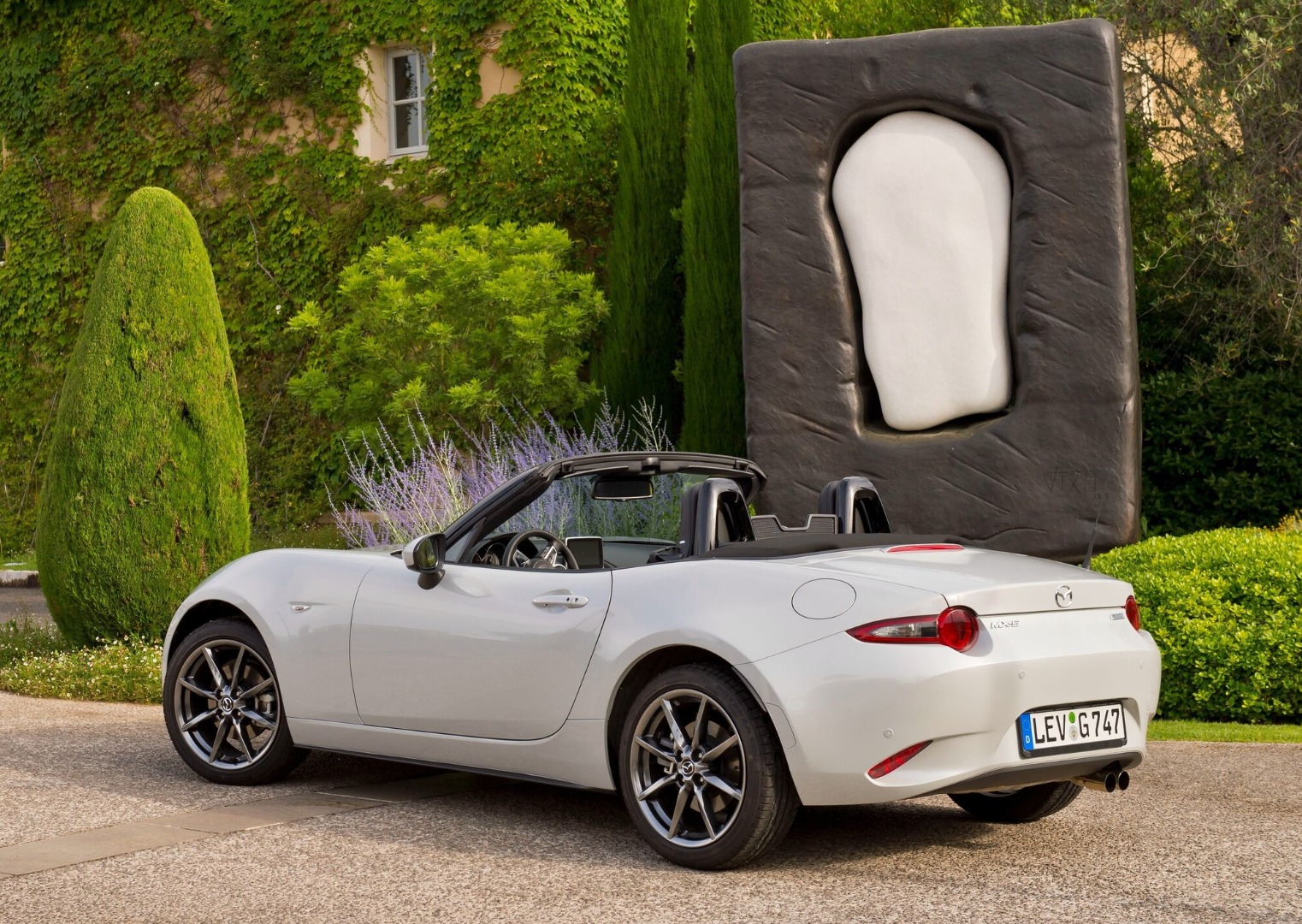 1661154-Mazda-MX-5-2022-04.jpeg